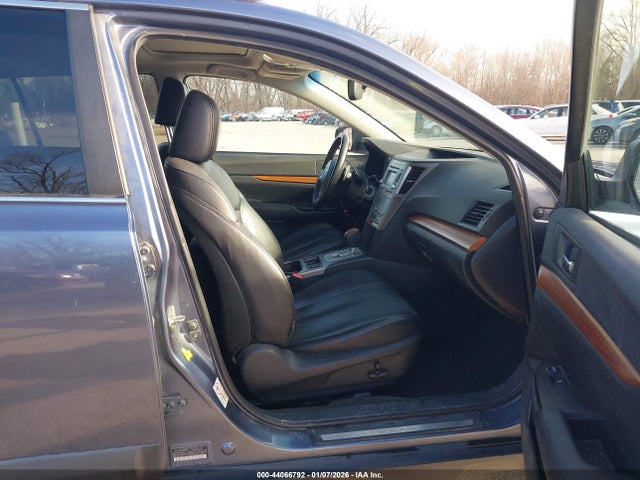 Продаж на аукціоні авто 2013 Subaru Outback 2.5i Limited, vin: 4S4BRBKC2D3258232, номер лоту: 44066792