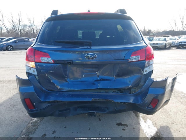 Продаж на аукціоні авто 2013 Subaru Outback 2.5i Limited, vin: 4S4BRBKC2D3258232, номер лоту: 44066792