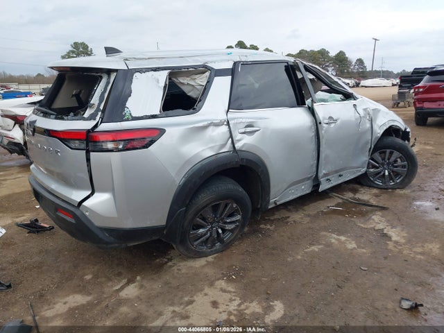 5N1DR3AA5RC242760 Nissan Pathfinder S Fwd