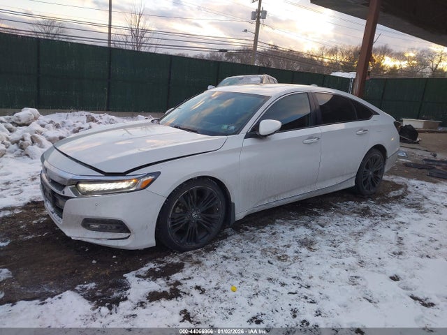 Продаж на аукціоні авто 2018 Honda Accord Touring, vin: 1HGCV1F99JA164984, номер лоту: 44066866