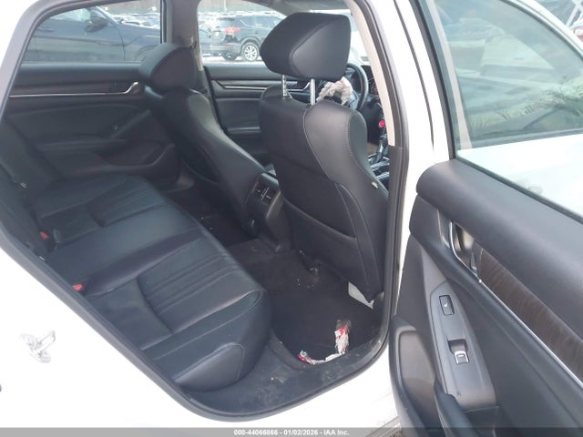 Продаж на аукціоні авто 2018 Honda Accord Touring, vin: 1HGCV1F99JA164984, номер лоту: 44066866
