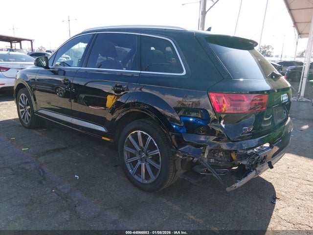WA1AHAF75KD041916 Audi Q7 45 Premium