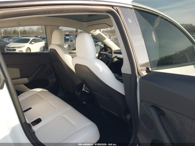 2022 TESLA MODEL Y 7SAYGDEF2NF520604 Photo 7