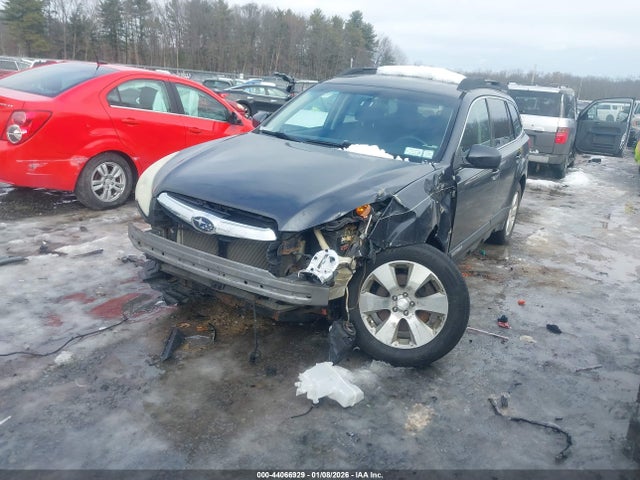 Продаж на аукціоні авто 2011 Subaru Outback 3.6r Limited, vin: 4S4BRDJC0B2405311, номер лоту: 44066929