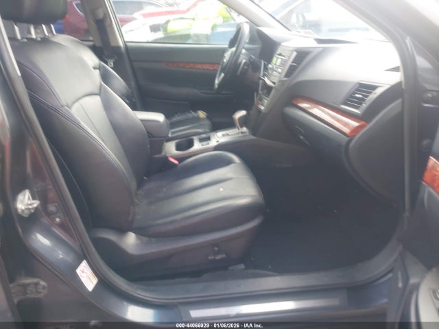 Продаж на аукціоні авто 2011 Subaru Outback 3.6r Limited, vin: 4S4BRDJC0B2405311, номер лоту: 44066929