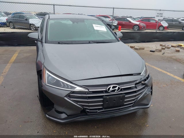 Hyundai ELANTRA SEL 2019 5NPD84LF8KH412352 Image 12