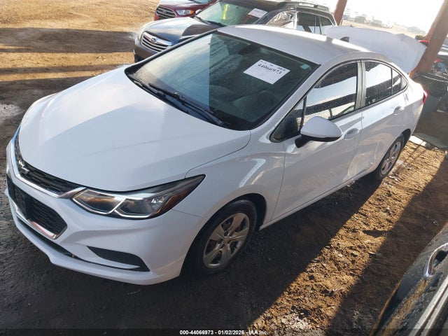 1G1BC5SM0J7149779 Chevrolet Cruze Ls Auto