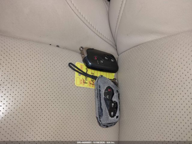 2008 LEXUS IS 250 JTHCK262685017071 Photo 10