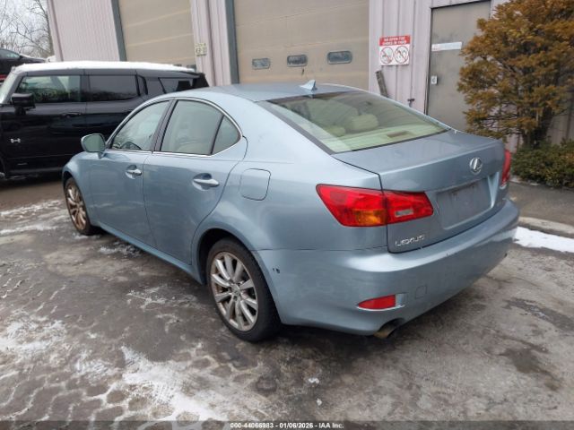 2008 LEXUS IS 250 JTHCK262685017071 Photo 2