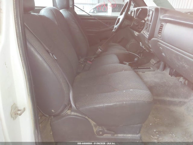 Aukcja sprzedaży 2005 Chevrolet Silverado K2500 Heavy Duty, vin: 1GBHK24215E264217, numer aukcji: 44066984