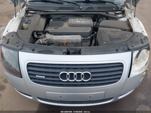 2000 AUDI TT TRUUC28N2Y1014126 Photo 9