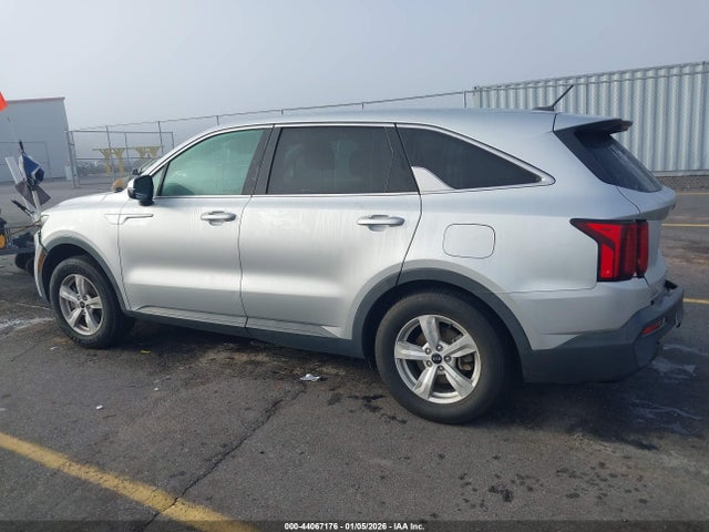2021 KIA SORENTO 5XYRG4LC1MG021701 Photo 2