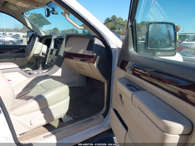 2004 LINCOLN AVIATOR 5LMEU68H74ZJ35218 Photo 4
