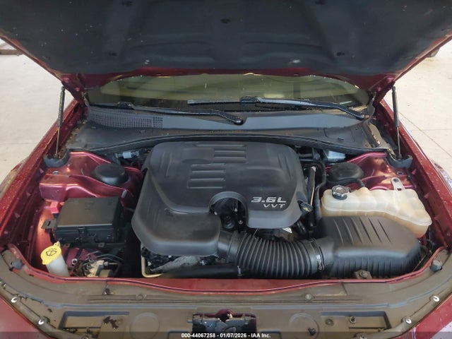 Chrysler 300 S 2018 2C3CCAGG8JH293600 Image 10
