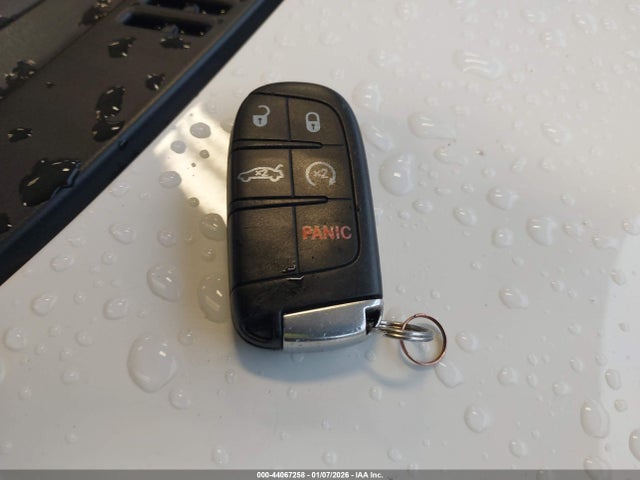 Chrysler 300 S 2018 2C3CCAGG8JH293600 Image 11