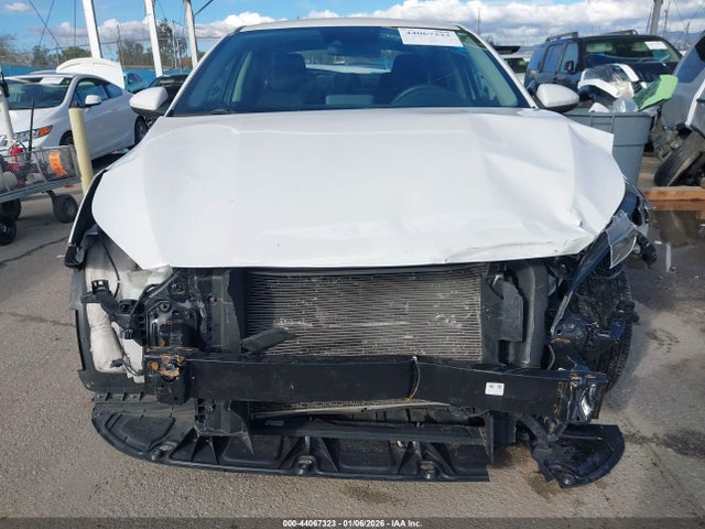 3KPF24AD4NE439522 KIA Forte Lxs