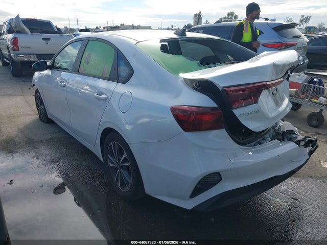 3KPF24AD4NE439522 KIA Forte Lxs