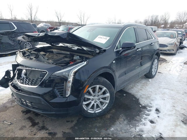 2021 CADILLAC XT4 1GYFZBR48MF010872 Photo 1