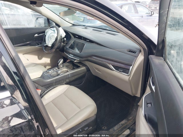 2021 CADILLAC XT4 1GYFZBR48MF010872 Photo 4