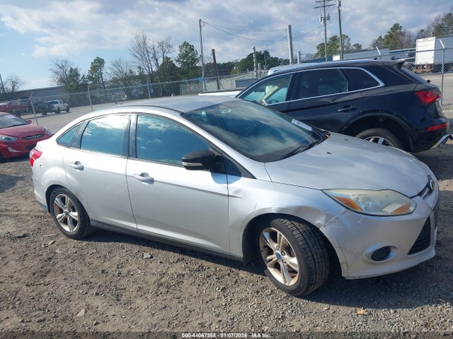 Ford FOCUS SE 2014 1FADP3F28EL272458 Image 13