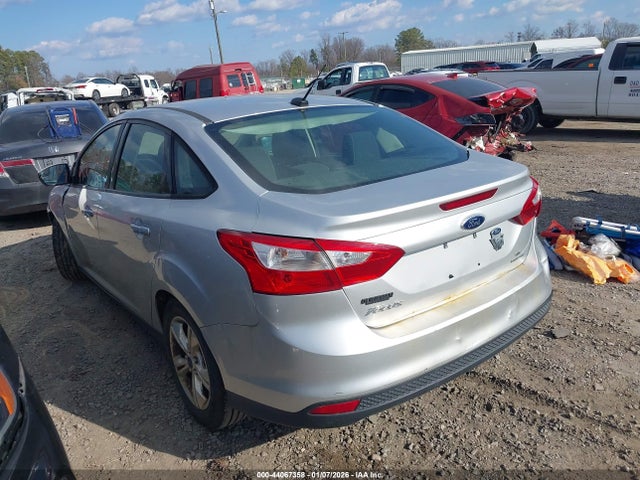 Ford FOCUS SE 2014 1FADP3F28EL272458 Image 3