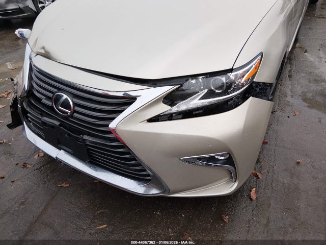 44067362 :رقم المزاد ، 58ABK1GG1GU028750 vin ، 2016 Lexus Es 350 مزاد بيع