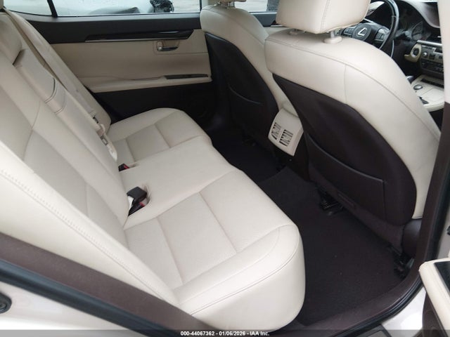 44067362 :رقم المزاد ، 58ABK1GG1GU028750 vin ، 2016 Lexus Es 350 مزاد بيع