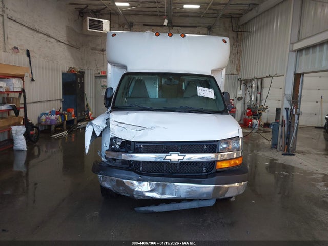1GB3GRCG1G1228300 Chevrolet Express Cutaway 3500