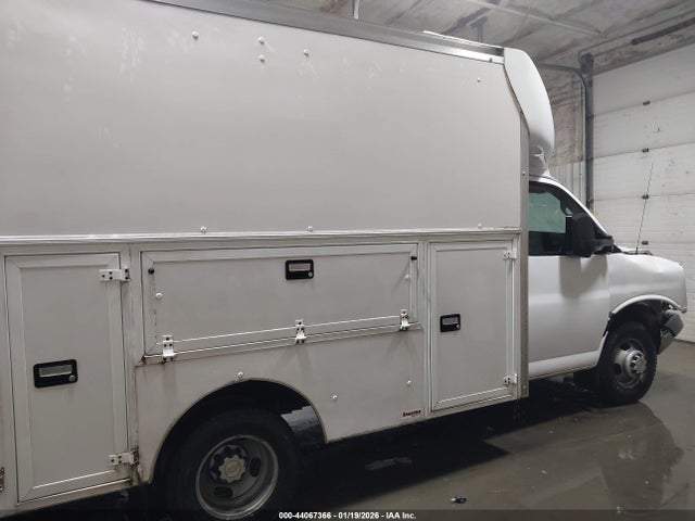 1GB3GRCG1G1228300 Chevrolet Express Cutaway 3500