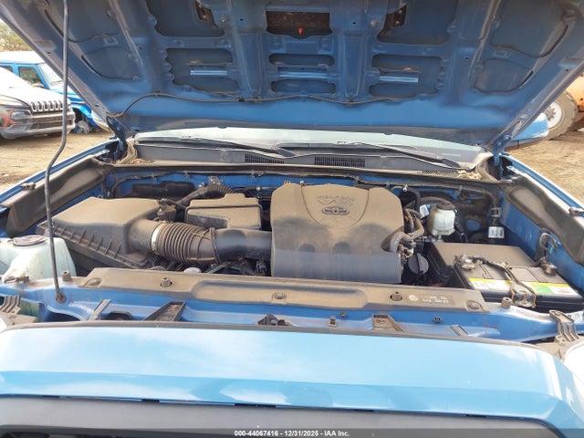 3TMCZ5AN2KM229208 Toyota Tacoma Trd Off Road/trd Sport