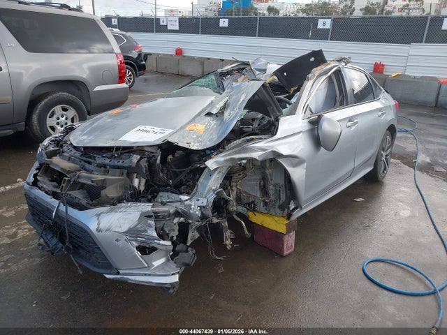 Honda Civic Touring 2023 2HGFE1F96PH306120 Image 2
