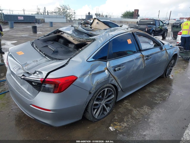Honda Civic Touring 2023 2HGFE1F96PH306120 Image 4
