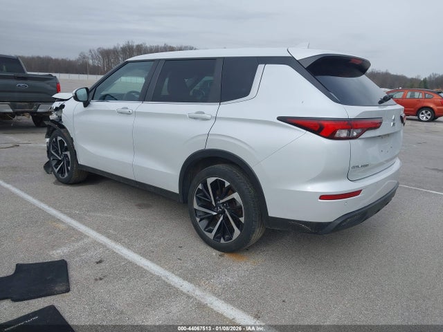 2022 MITSUBISHI OUTLANDER JA4J4TA84NZ029433 Photo 2