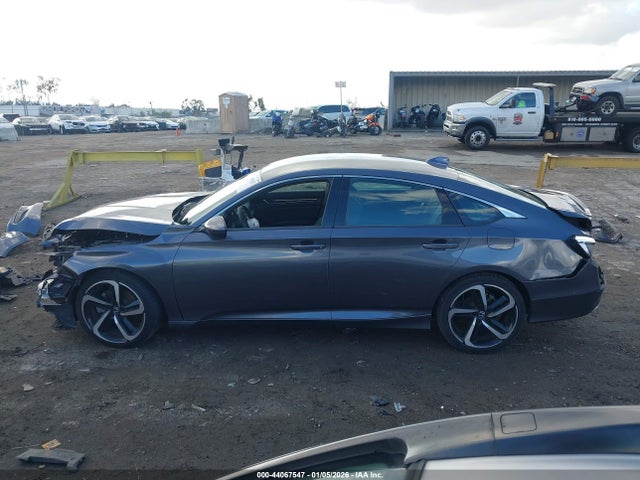 1HGCV1F32JA063636 Honda Accord Sport