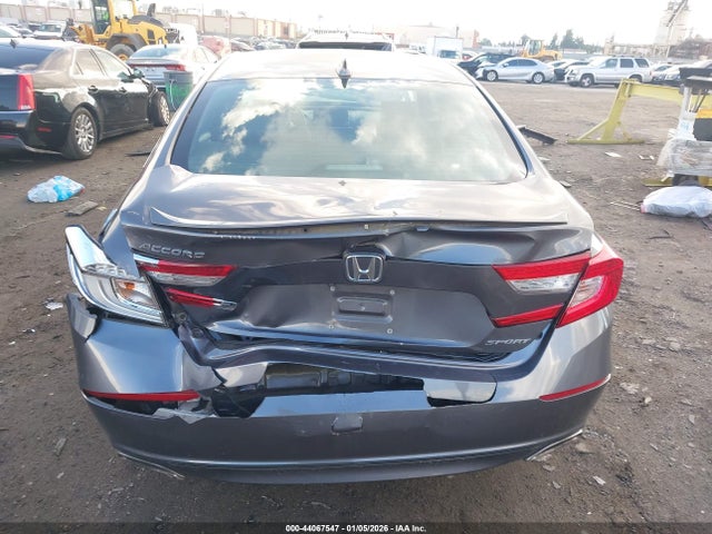 1HGCV1F32JA063636 Honda Accord Sport