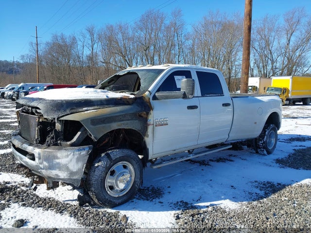 Продажа на аукционе авто 2015 Ram 3500 Tradesman, vin: 3C63RRGL0FG688522, номер лота: 44067558