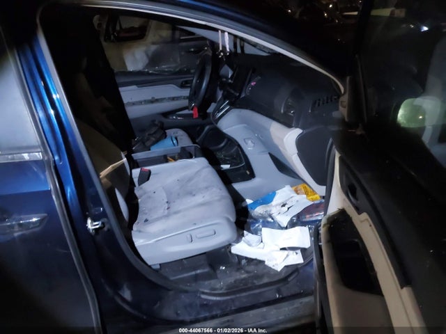 5FNRL6H54JB033040 Honda ODYSSEY EX