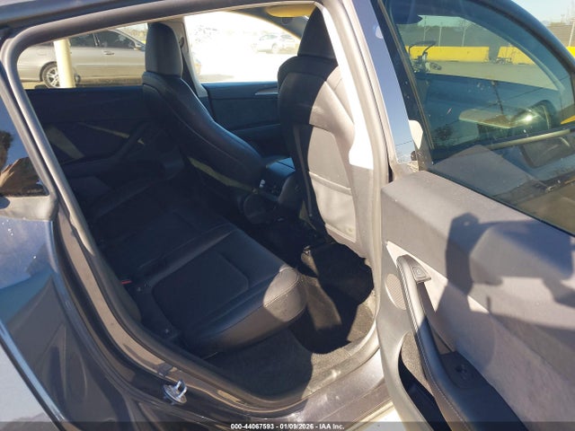 2023 TESLA MODEL Y 7SAYGDED5PF942111 Photo 7