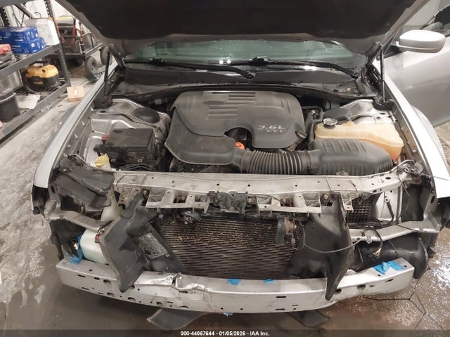 2C3CCAGG8GH248875 Chrysler 300 300s