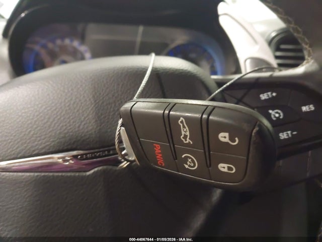 2C3CCAGG8GH248875 Chrysler 300 300s