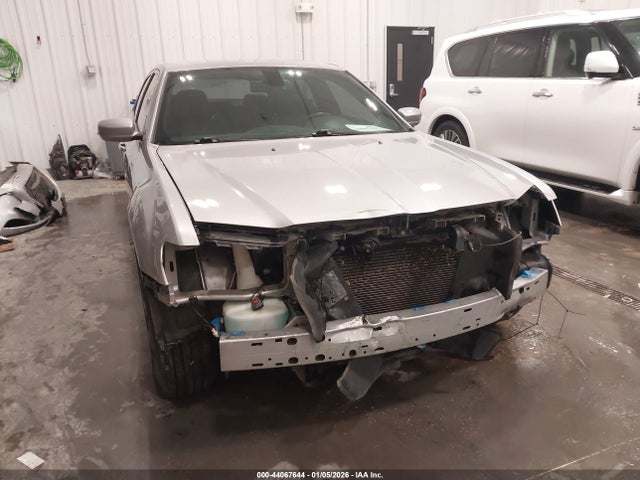 2C3CCAGG8GH248875 Chrysler 300 300s
