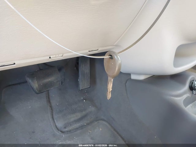 44067676 :رقم المزاد ، 3C4FY58B62T263881 vin ، 2002 Chrysler Pt Cruiser Touring مزاد بيع