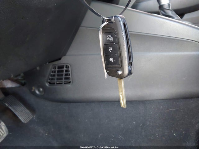 2021 HYUNDAI VENUE KMHRB8A37MU067939 Photo 10