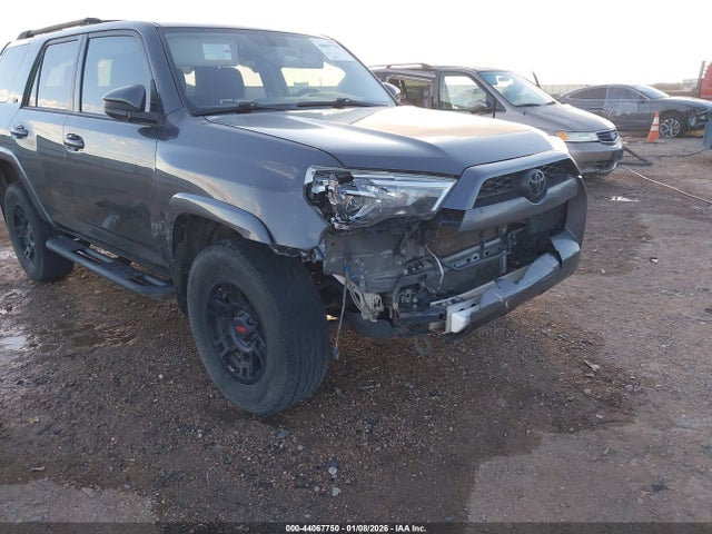 JTEBU5JR4H5425402 Toyota 4RUNNER SR5