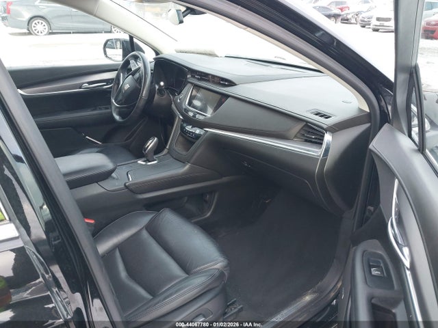 2018 CADILLAC XT5 1GYKNCRSXJZ107886 Photo 4