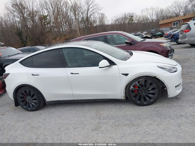 2020 Tesla Model Y Long Range Dual Motor All-wheel Drive/performance Dual Motor All-wheel Drive მანქანა იყიდება აუქციონზე, vin: 5YJYGDEF8LF044398, აუქციონის ნომერი: 44067809