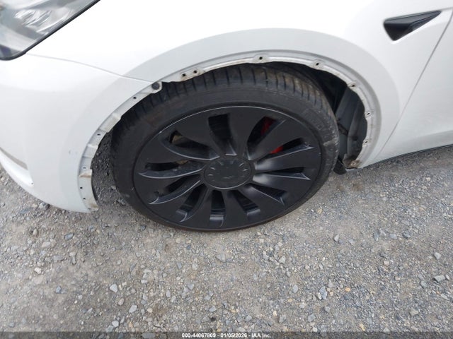 2020 Tesla Model Y Long Range Dual Motor All-wheel Drive/performance Dual Motor All-wheel Drive მანქანა იყიდება აუქციონზე, vin: 5YJYGDEF8LF044398, აუქციონის ნომერი: 44067809