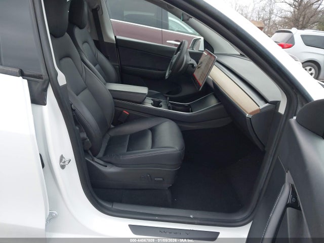 2020 TESLA MODEL Y 5YJYGDEF8LF044398 Photo 4