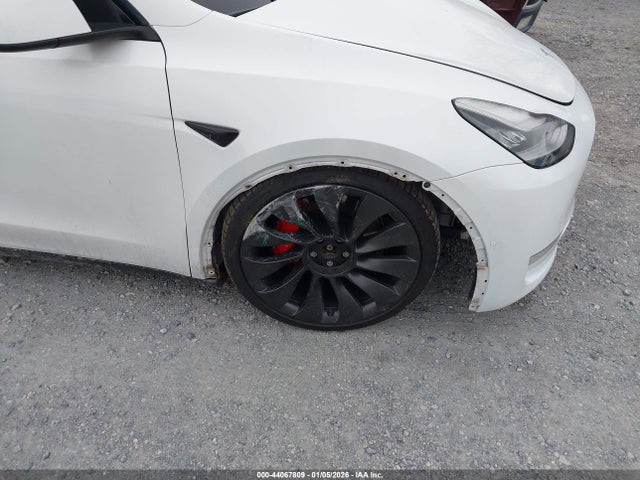 2020 TESLA MODEL Y 5YJYGDEF8LF044398 Photo 5