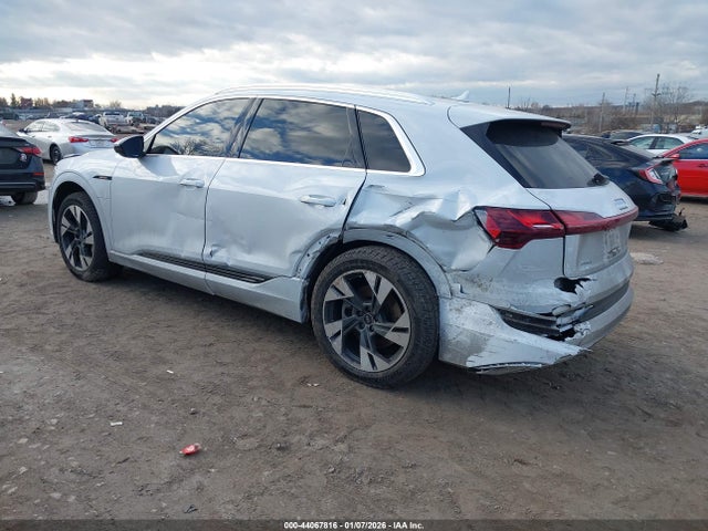 2021 AUDI E-TRON WA1AAAGE5MB014411 Photo 2